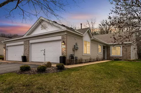 13022 Falcons Way, Savage, MN 55378