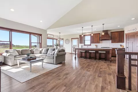 Living - 4 170th St, River Falls, WI 54022 photo 2 of 4