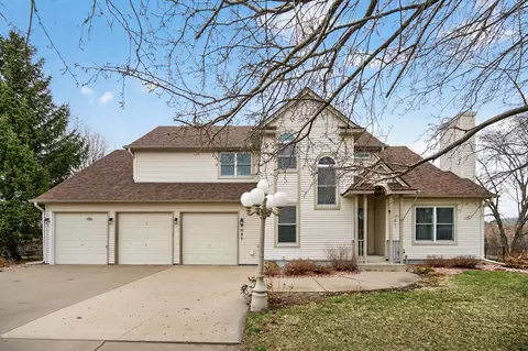 8057 Garfield St NE, Spring Lake Park, MN 55432
