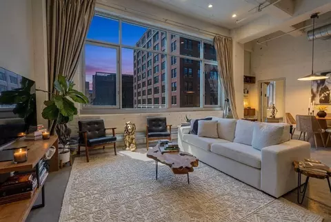 700 Washington Ave N #305, Minneapolis, MN 55401