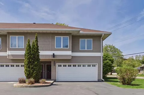 3256 Old Highway 8, Saint Anthony, MN 55418
