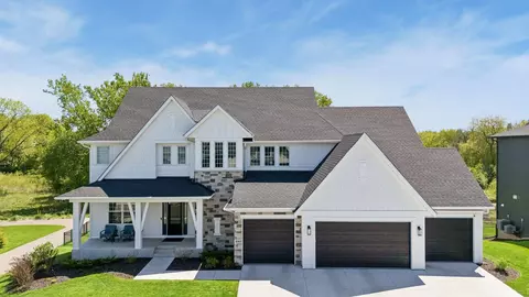16865 46th Ave N, Plymouth, MN 55446