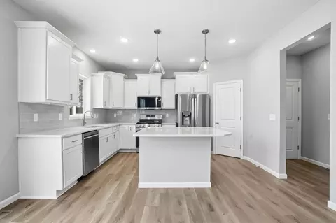 2055 Coneflower Pt, Buffalo, MN 55313