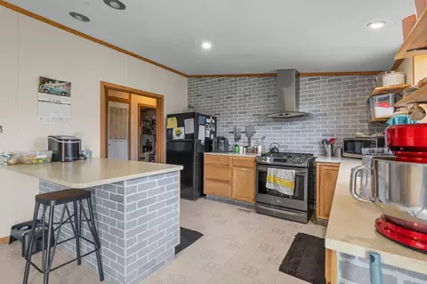 Kitchen - 511 Elm St E, Buffalo, MN 55313 photo 2 of 3