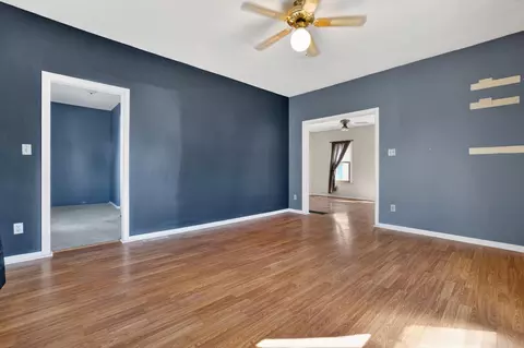 Living - 640 2nd Ave NW, Plainview, MN 55964 photo 4 of 5