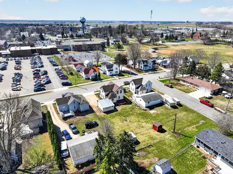 View/Area - 640 2nd Ave NW, Plainview, MN 55964 photo 7 of 8