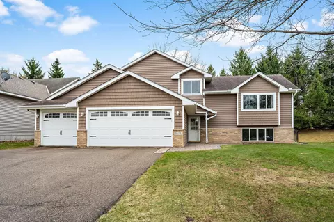 2372 Tart Lake Rd, Hugo, MN 55038