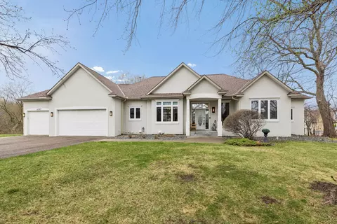 4367 Lexington Ave N, Arden Hills, MN 55126