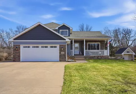 13815 Sycamore St NW, Andover, MN 55304