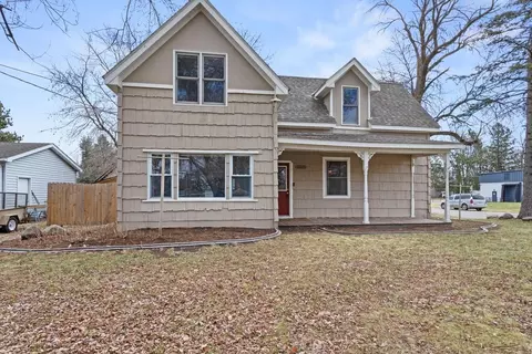 30675 Olinda Trl, Lindstrom, MN 55045