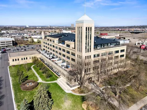 730 Stinson Blvd #221, Minneapolis, MN 55413
