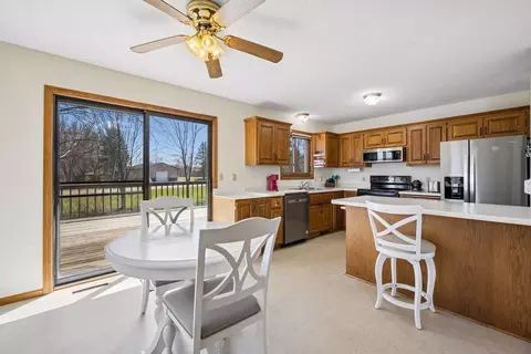Kitchen - 32185 Terry Rd, Avon, MN 56310 photo 1 of 6