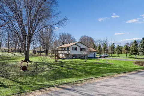 32185 Terry Rd, Avon, MN 56310