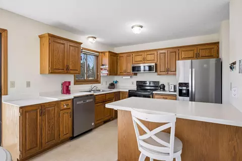 Kitchen - 32185 Terry Rd, Avon, MN 56310 photo 4 of 6