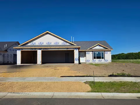 1088 Cullen St, Saint Peter, MN 56082