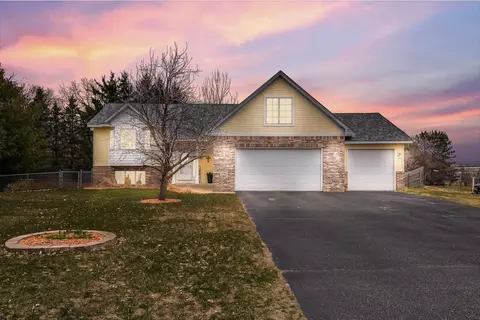 4946 259th Ct, Wyoming, MN 55092