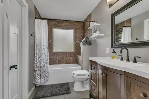 Bath - 9112 Marlene Ct, Saint Cloud, MN 56301 photo 1 of 2