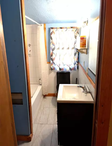 Bath - 82348 Bennett Rd, Willow River, MN 55795 photo 1 of 1