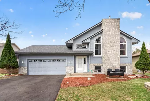 14810 40th Ave N, Plymouth, MN 55446