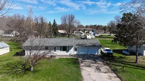 406 W Gilbertson St, Battle Lake, MN 56515