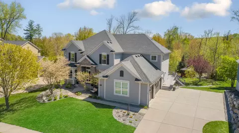 6788 Fountain Ln N, Maple Grove, MN 55311