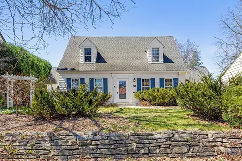 809 Ridge St, Saint Paul, MN 55116