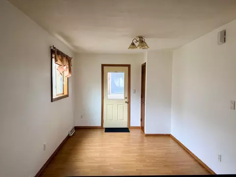 Living - 1039 36th Ave N, Saint Cloud, MN 56303 photo 1 of 2