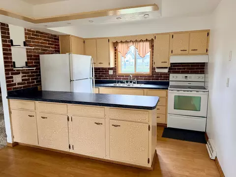 Kitchen - 1039 36th Ave N, Saint Cloud, MN 56303 photo 1 of 4
