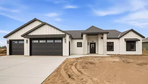 1021 24th St N, Sartell, MN 56377