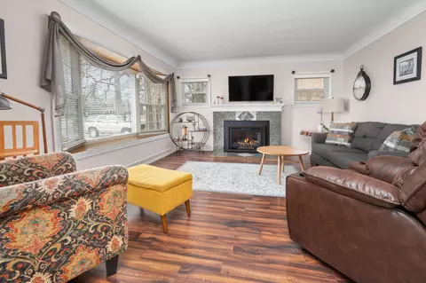 Living - 663 Roosevelt Rd, Saint Cloud, MN 56301 photo 1 of 3