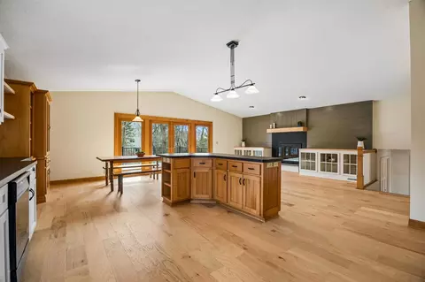 Living - 3930 Glendale Dr, Excelsior, MN 55331 photo 2 of 4