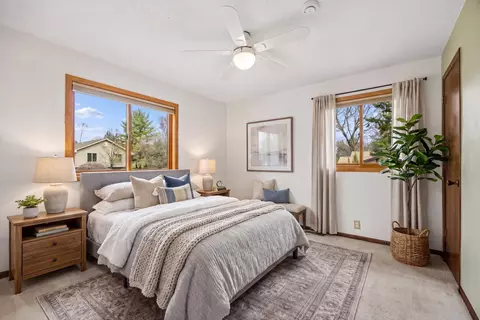 Bedroom - 3930 Glendale Dr, Excelsior, MN 55331 photo 1 of 2