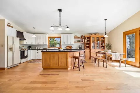 Kitchen - 3930 Glendale Dr, Excelsior, MN 55331 photo 1 of 2