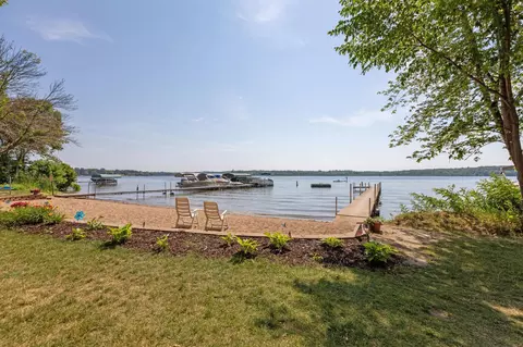 Exterior - 3930 Glendale Dr, Excelsior, MN 55331 photo 3 of 7