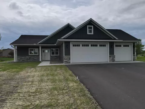 Exterior - 3085 Nottingham Rd S, Saint Cloud, MN 56301 photo 4 of 4
