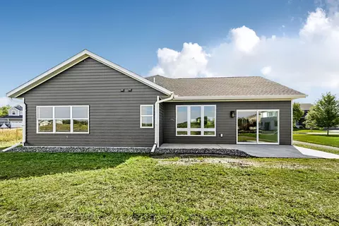 Exterior - 3085 Nottingham Rd S, Saint Cloud, MN 56301 photo 4 of 4