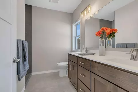 Bath - 3085 Nottingham Rd S, Saint Cloud, MN 56301 photo 2 of 3