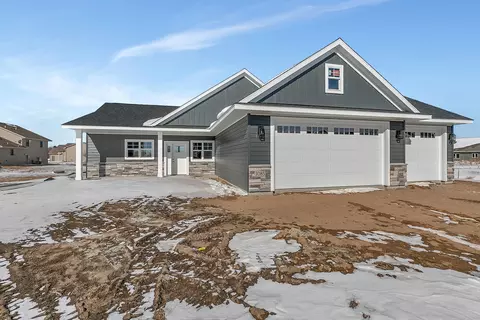 3085 Nottingham Rd S, Saint Cloud, MN 56301