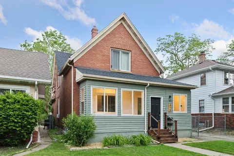 479 Michigan St, Saint Paul, MN 55102