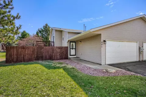 205 Tiffany Dr, Hastings, MN 55033
