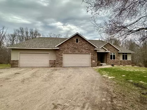 3243 Sullivan Wood Trl NW, Isanti, MN 55040