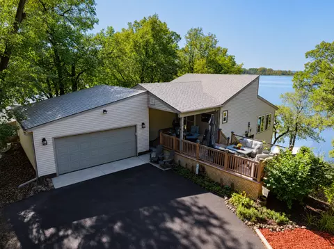 13174 Maple Island Dr SE, Glenwood, MN 56334
