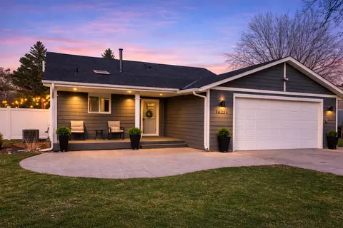 16254 Fantasia Ave, Rosemount, MN 55068