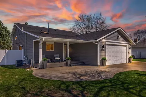 16254 Fantasia Ave, Rosemount, MN 55068