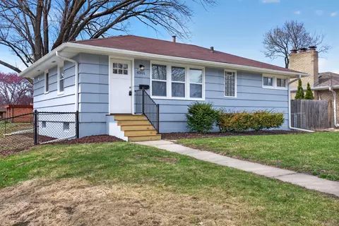 4301 Penn Ave N, Minneapolis, MN 55412