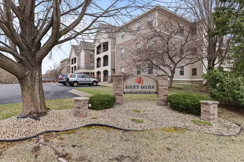 15570 Linnet St NW #2-305, Andover, MN 55304