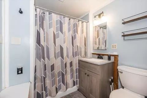 Bath - 1912 E 3rd St, Superior, WI 54880 photo 1 of 1