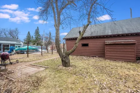 Exterior - 1912 E 3rd St, Superior, WI 54880 photo 2 of 4
