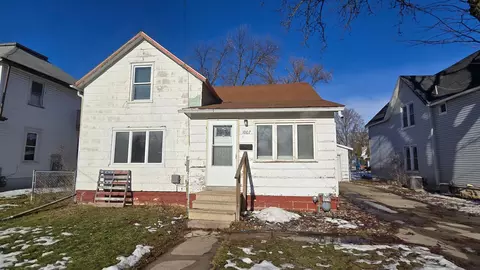 1007 7th Ave NE, Austin, MN 55912