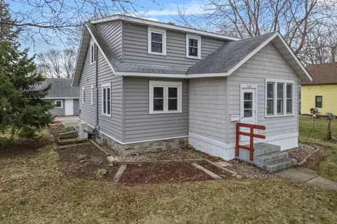 1628 Ford Ave N, Glencoe, MN 55336